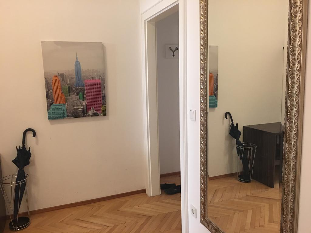 Heart Of Vienna "Opera House" Studio Apartment Exterior photo